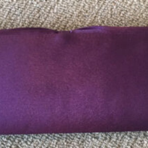 Jessica McClintock Purple Satin Evening Clutch with Hard Shell and Snap Closure - Picture 5 of 7